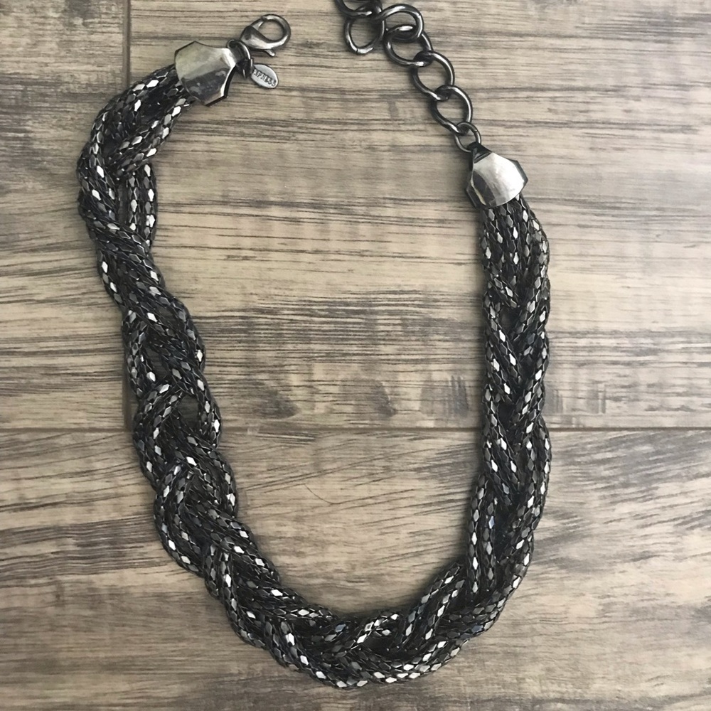 Express Statement necklace
